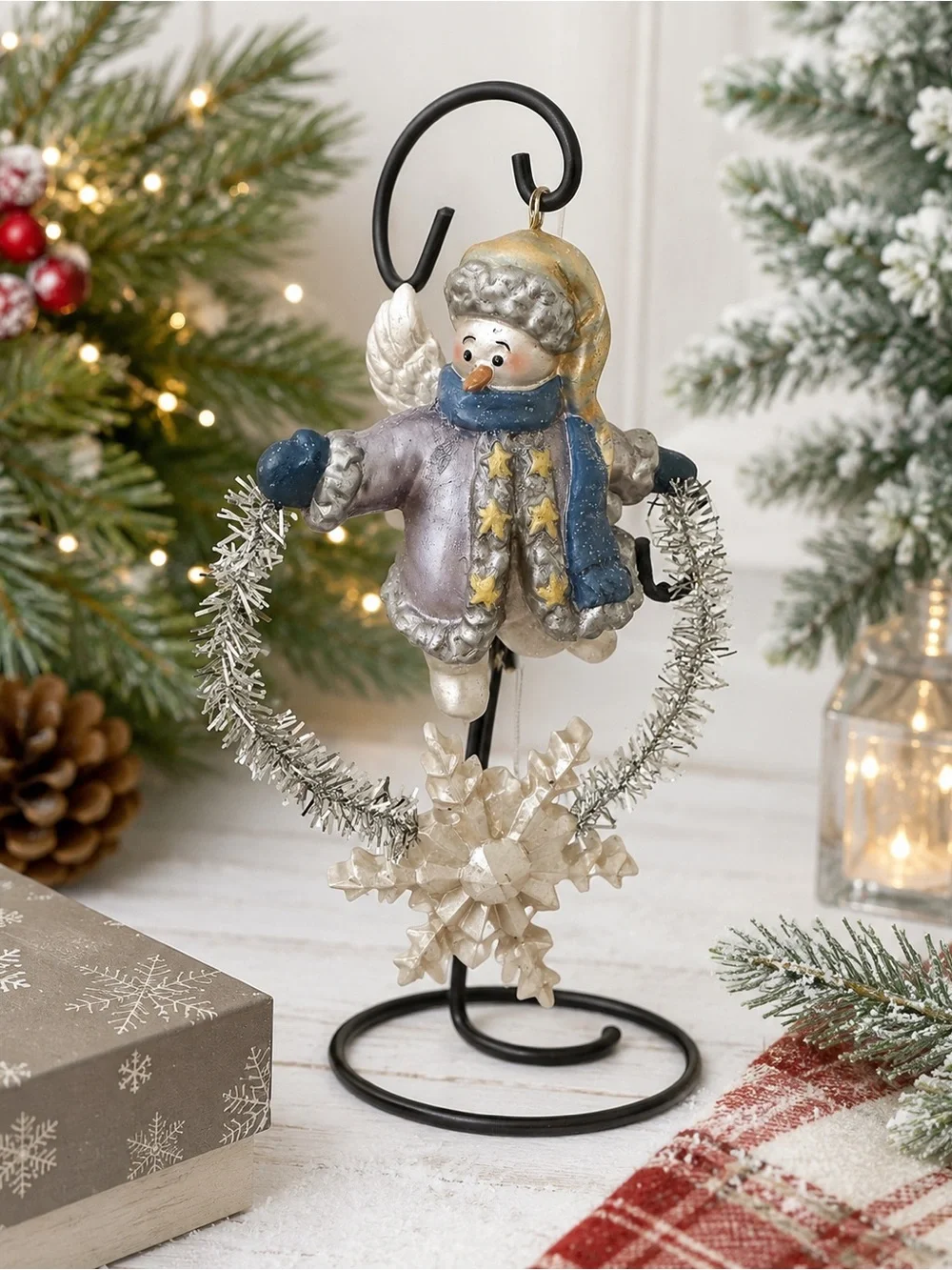 Vintage Snowman Christmas Ornament Silver Wreath Holiday Decor w/ Original Box
